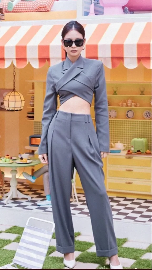 The Most Stylish Kpop Idols: Defining Fashionable in Kpop 12 Jennie Outfit