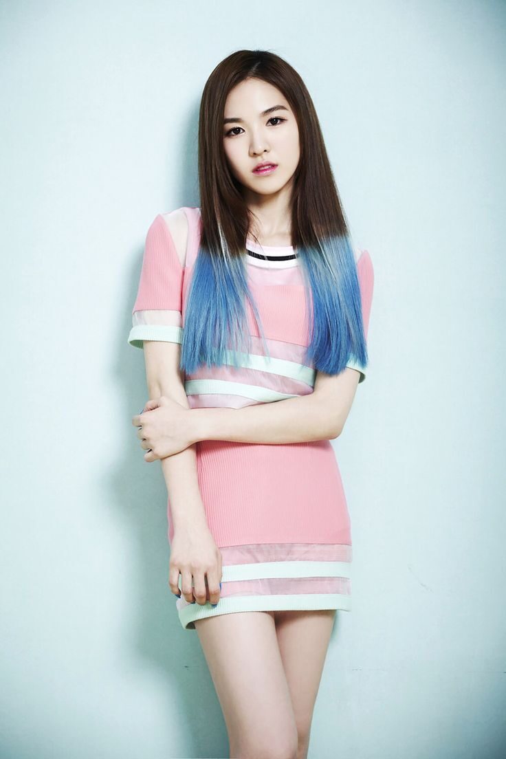 Wendy’s image teaser for 'Happiness'