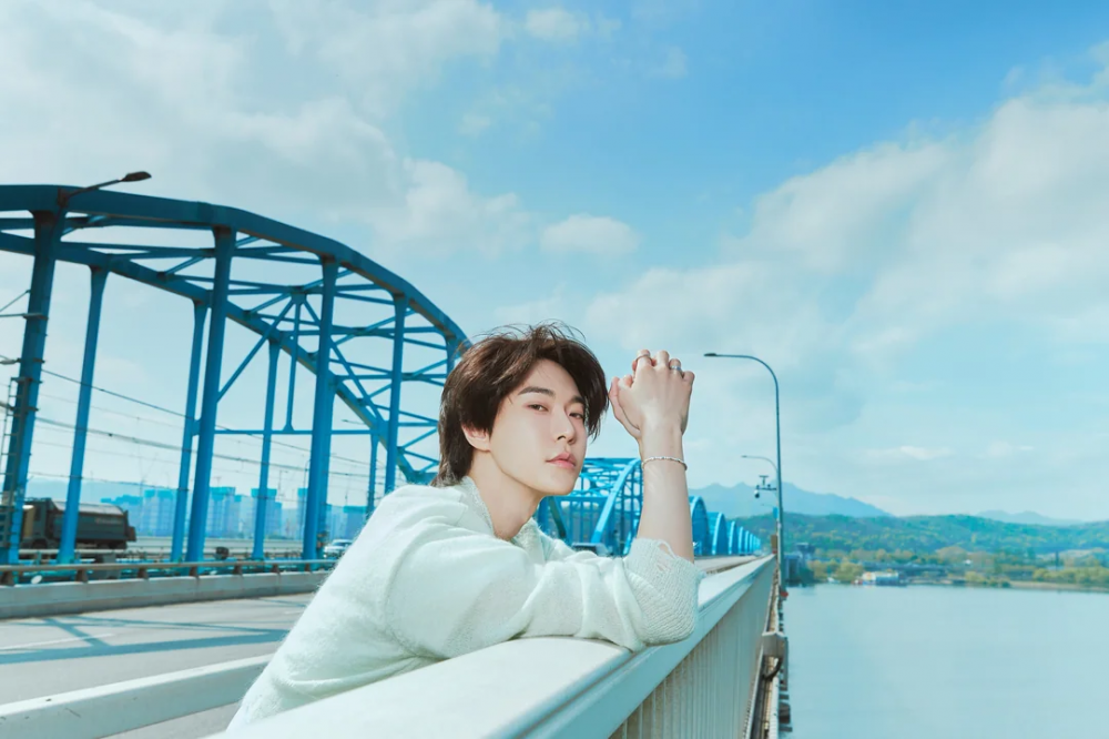 Doyoung from NCT Enjoys the Sunshine in New Teasers for Solo Album 'Soar'