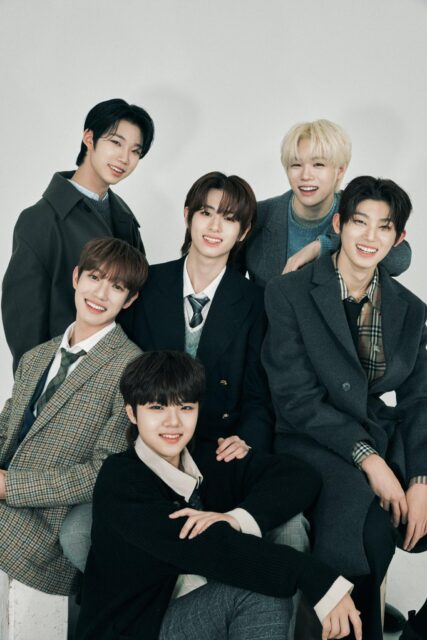 the-wind-new-group-profile-photos-v0-i87k3kqsvq9c1