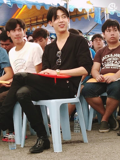 The Sole 4th Generation Boy Group Member Who Finished Military Service Before Debut