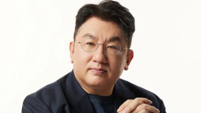 Investigation Into HYBE Bang Si Hyuk's Alleged Illegal Actions Gets a Major Breakthrough