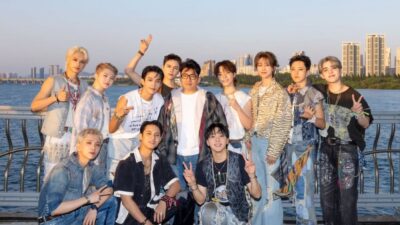 HYBE chairman Bang Si Hyuk surprises fans with slimmed-down look in recent photo with SEVENTEEN