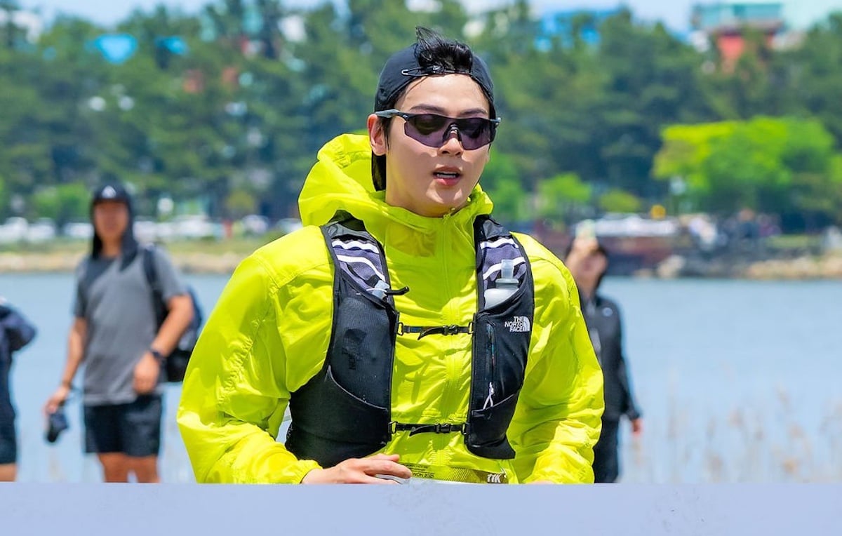 Cha Eun Woo finishes an 11km race in approximately an hour as the promotional ambassador for '2025 TNF 100 Gangwon'