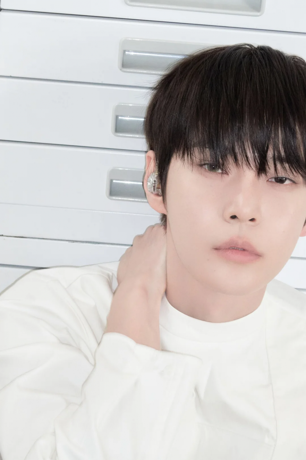 NCT's Doyoung Enjoys Sunny Moments in New 'Soar' Teasers 8 Image 8