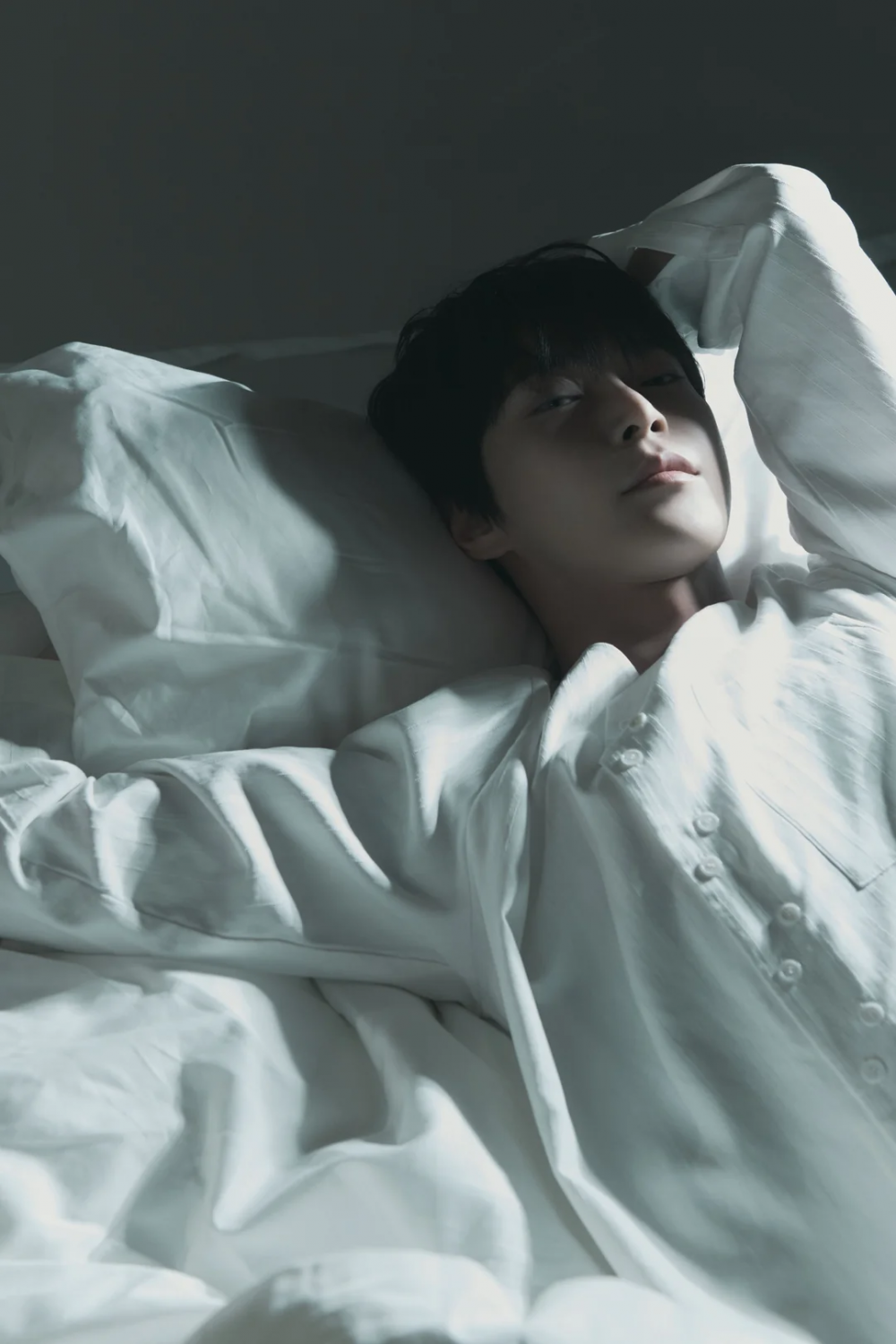 NCT's Doyoung Enjoys Sunny Moments in New 'Soar' Teasers 9 Image 9