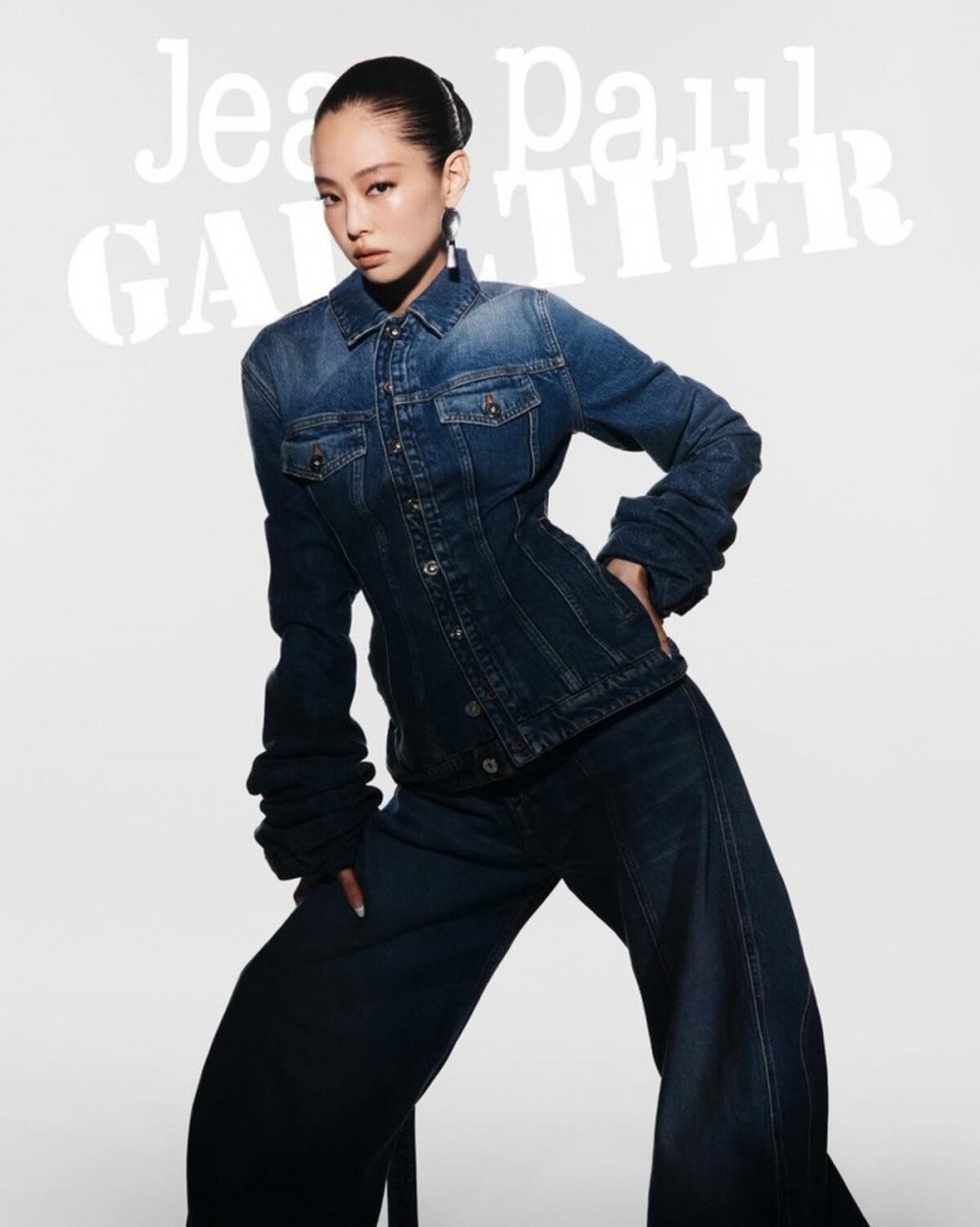 Jennie of BLACKPINK Launches 2025 Pre-Fall Campaign in Collaboration with Jean Paul Gaultier 2 Jennie in Jean Paul Gaultier