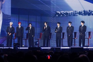 ENHYPEN Unleashes Intense Desire at Comeback Showcase, Captivating Global Fans