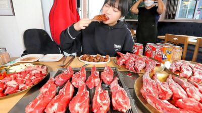 Professional Explains How Tzuyang's Stomach Is Like A Bottomless Pit That's Unable To Gain Weight