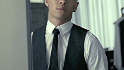 Legendary K-Pop Idol Is The Only One That Doesn’t Know His Song Is Famous