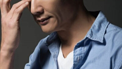 Legendary Male Idol Confesses Receiving A DM From IU