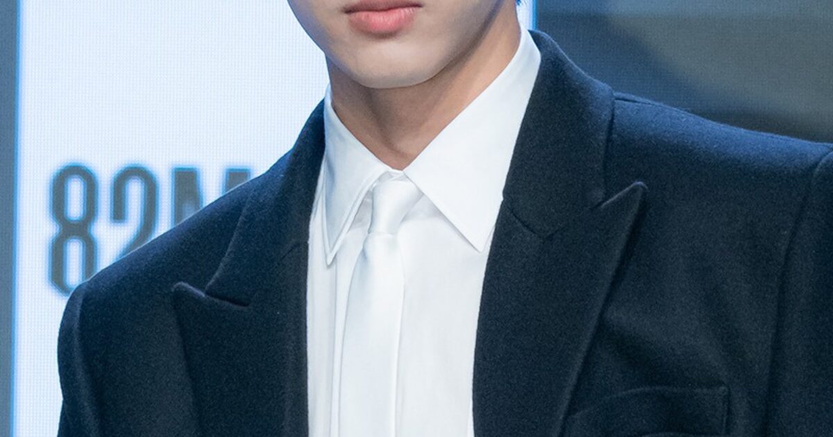 Fourth-Gen Boy Group Member Apologizes For Dissing Fellow Member...And An Ex-President