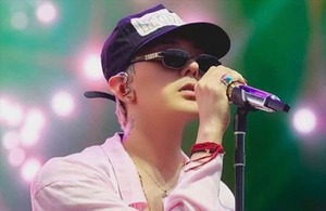 G-DRAGON Electrifies LA Crowd at ‘HEAD IN THE CLOUDS 2025’