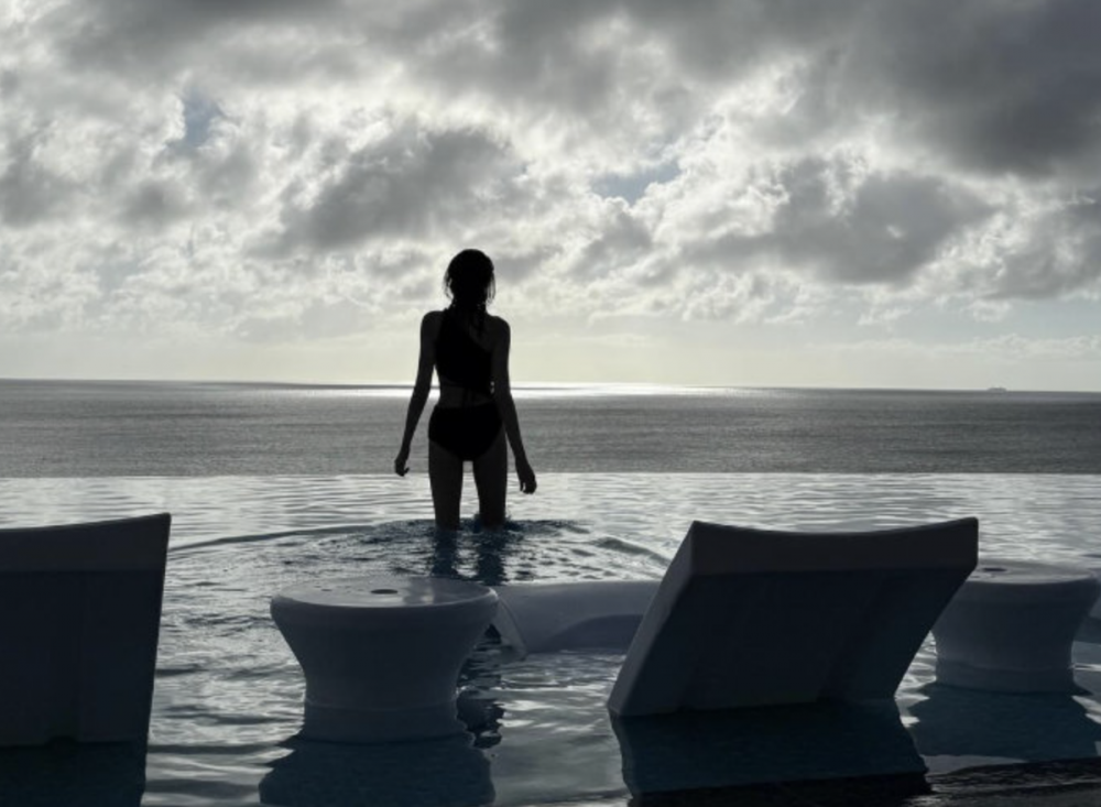 Giselle enjoying herself