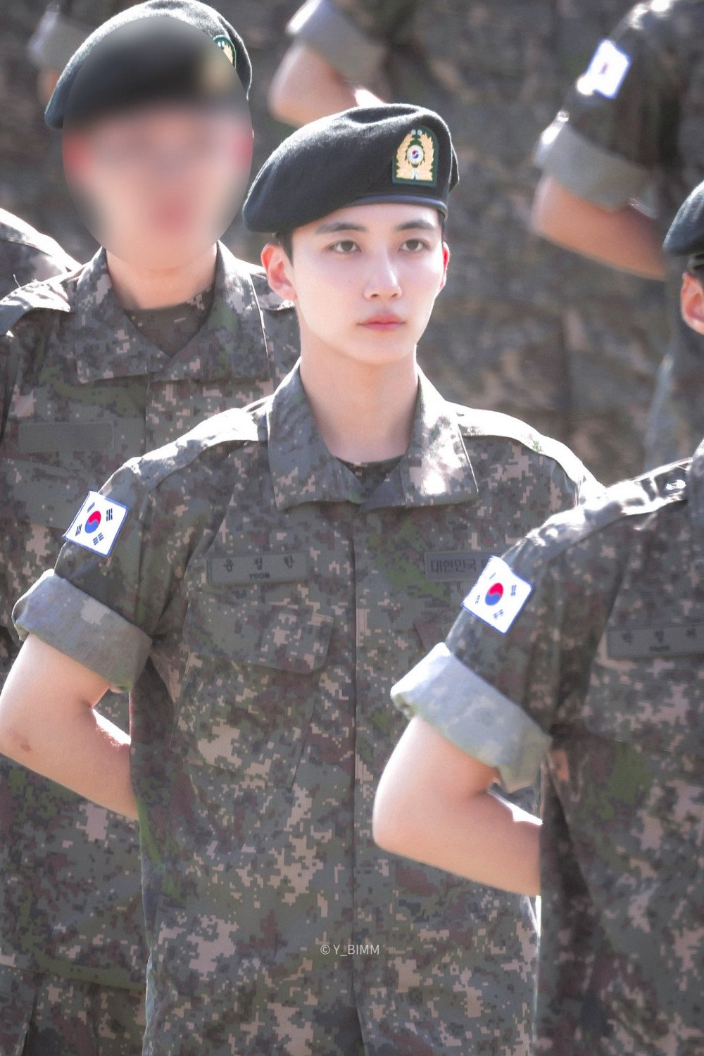 Jeonghan in Uniform