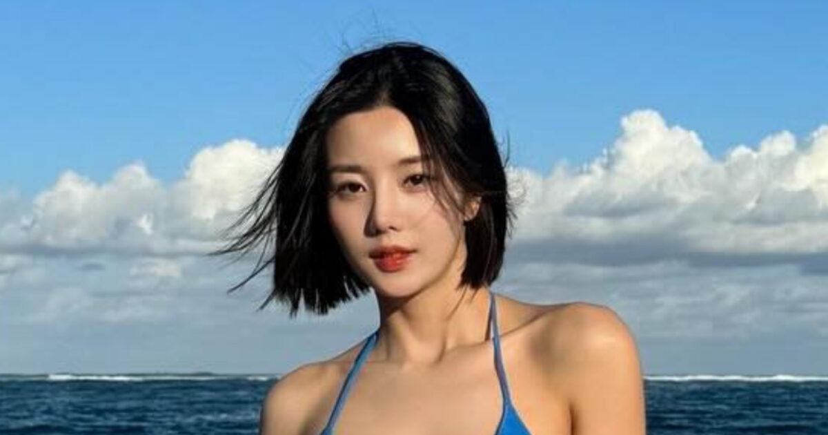Kwon Eunbi Goes Viral For Stunning New Bikini Photos
