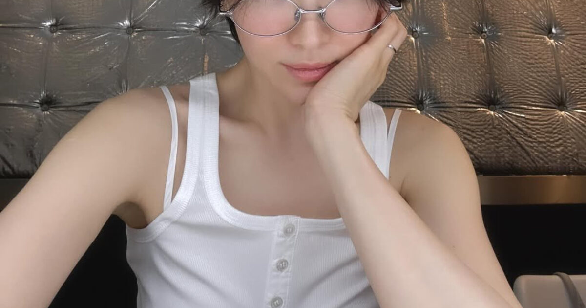 Top Actress Flaunts Unbelievable Visuals At 43 Years Old