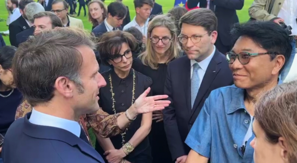 Lee Soo Man with Macron