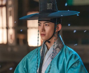 Ok Taecyeon Delivers a Dark Twist as Obsessive Lead in 'The First Night With the Duke'