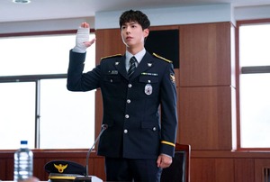 Park Bo-gum Faces Suspension as Tensions Spike in 'Good Boy'