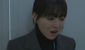 ‘Our Unwritten Seoul’ Park Sang-young Revealed as Father? Park Bo-young in Tears