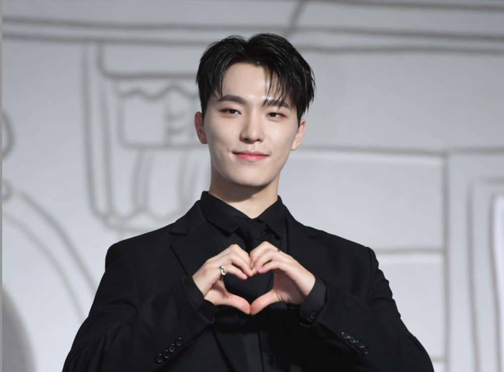 Dino's New Apartment