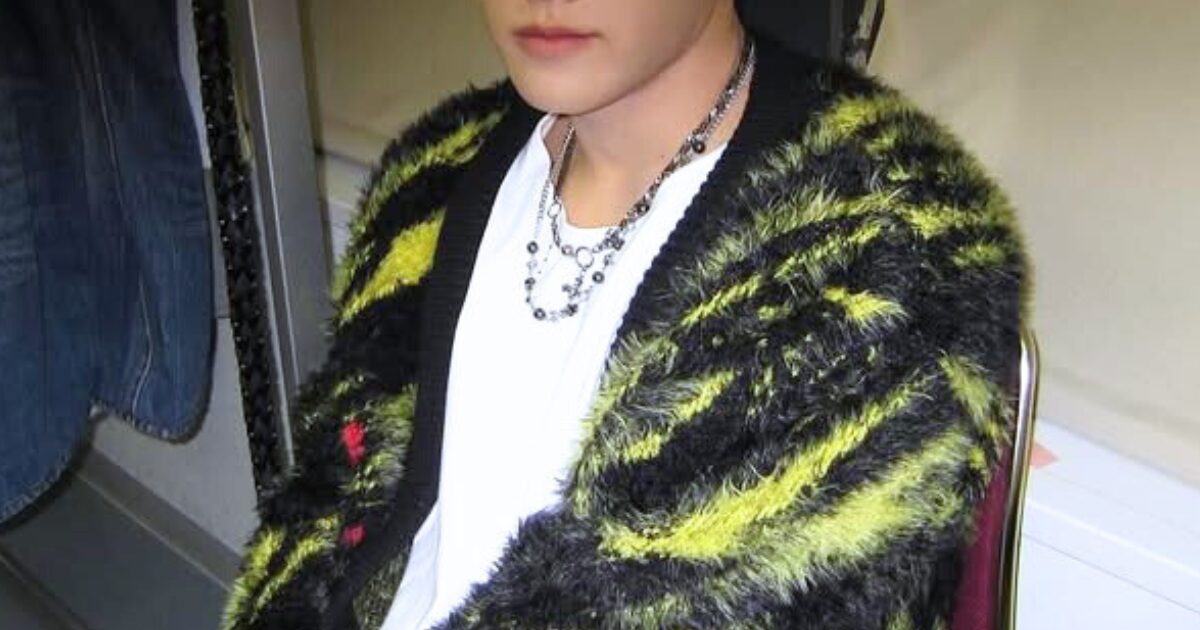 Popular Third-Gen Male Idol Announced To Be Exempt From Military Service — Sparking Major Concerns