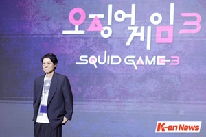 Director Hwang Dong-hyuk "Unimaginable Miracles Happened During the 6 Years I Dedicated to Squid Game"