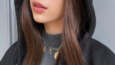 Popular HYBE Idol Candidly Admits To Taking Anti-Anxiety Medication 