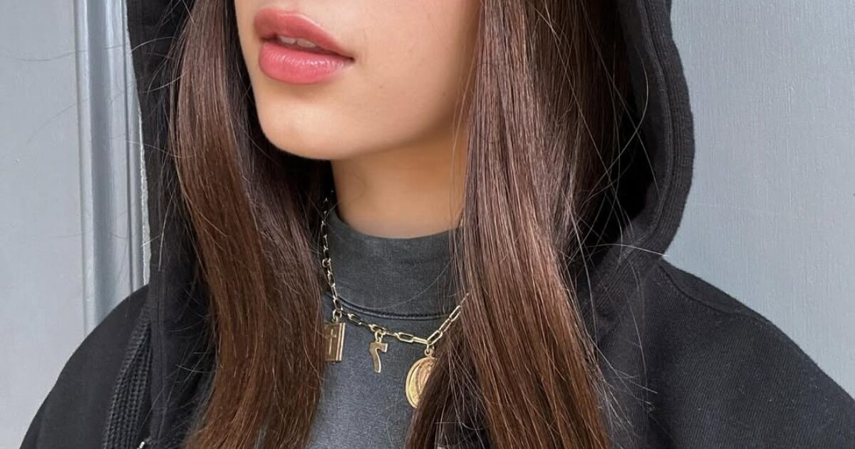 Popular HYBE Idol Candidly Admits To Taking Anti-Anxiety Medication 