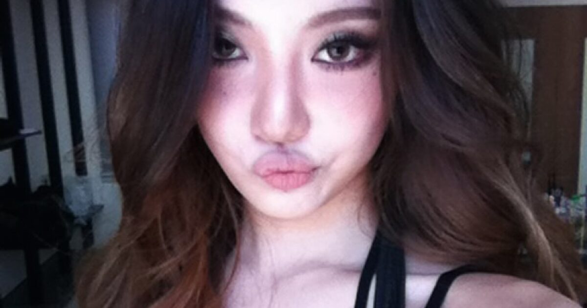 aespa’s NingNing Turns Heads With Bold "Exposed Bra" Outfit