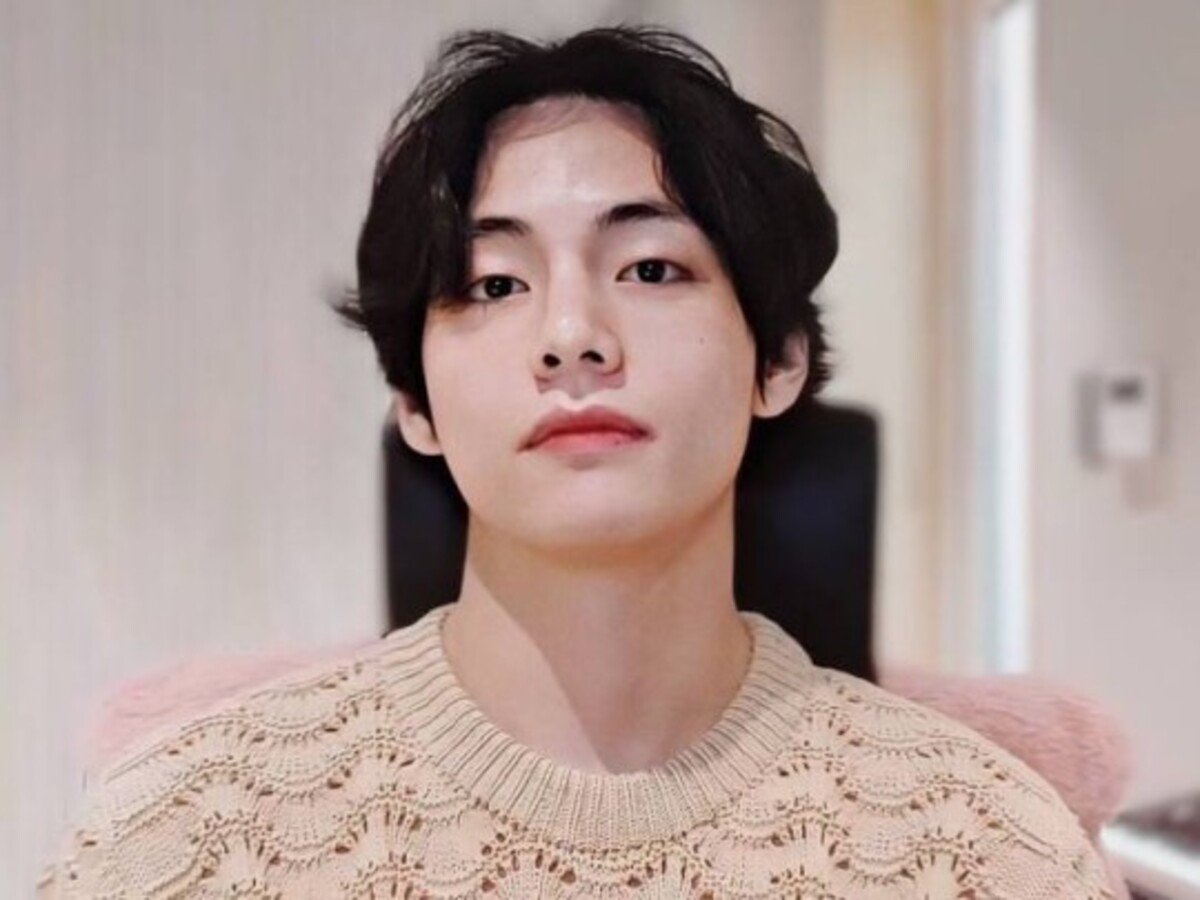 BTS’s V speaks out against disorderly fans “The airport doesn’t belong to us”