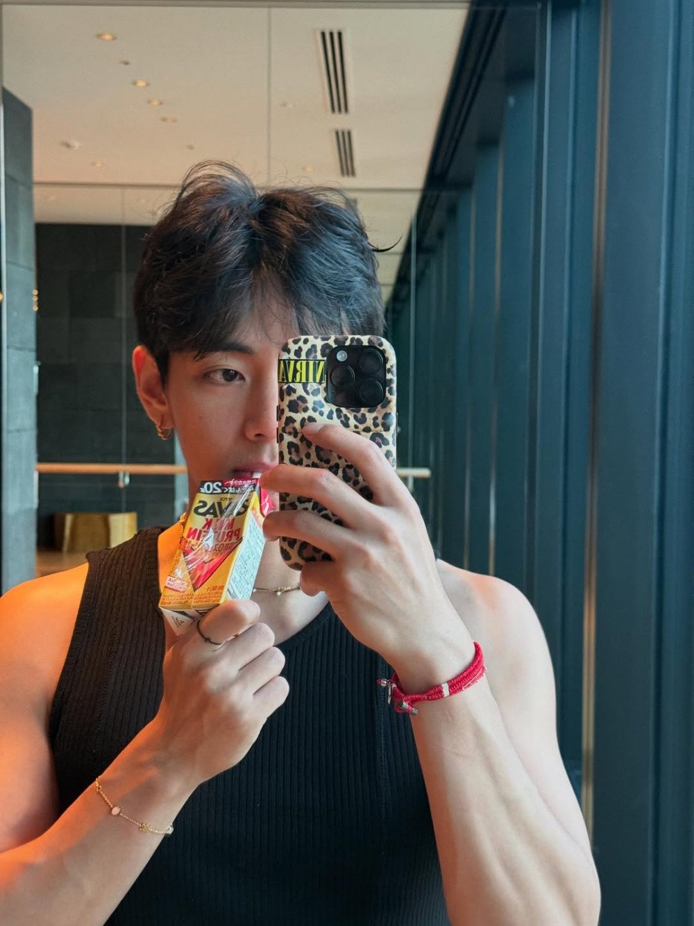 BTS's V (Kim Taehyung) Enchants Fans With Photo Collection From Recent Japan Trip 2 Snap 1