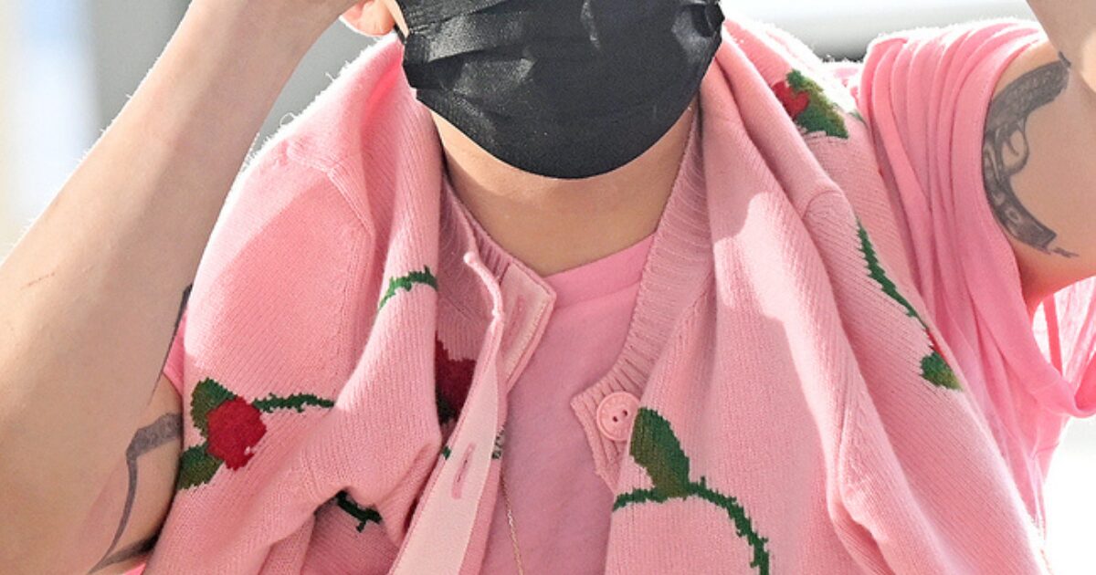 G-Dragon's Bold Airport Fashion Triggers Divided Reactions