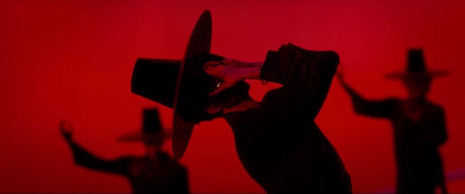 Saja Boys’ Jinu performing “Your Idol” | Sony