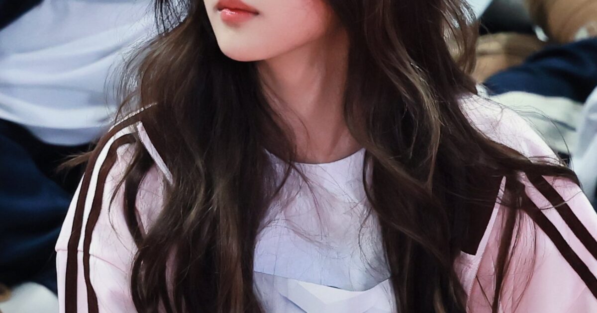 5th Gen Idol Turns Heads With Gorgeous Visuals At "2025 ISAC"