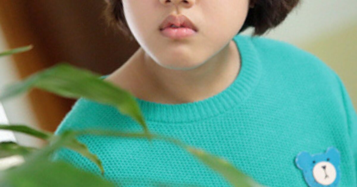 Former Child Star Leaves Netizens Shook After Taking On First Mother Role