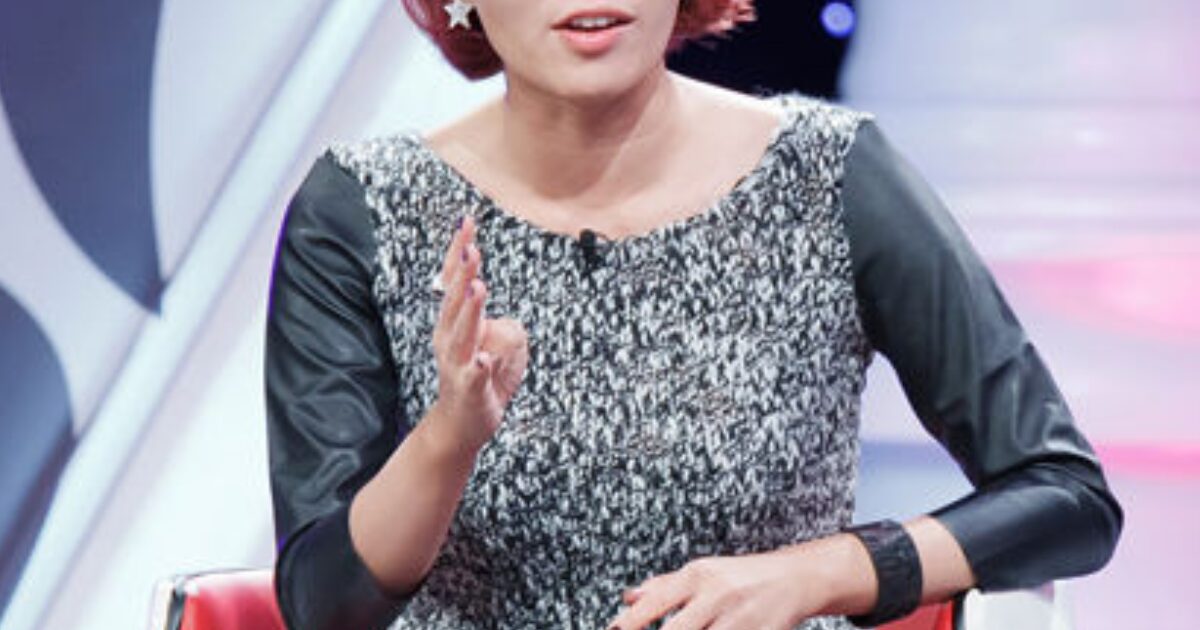 Top Korean Star Publicly Apologizes For False Advertising Controversy