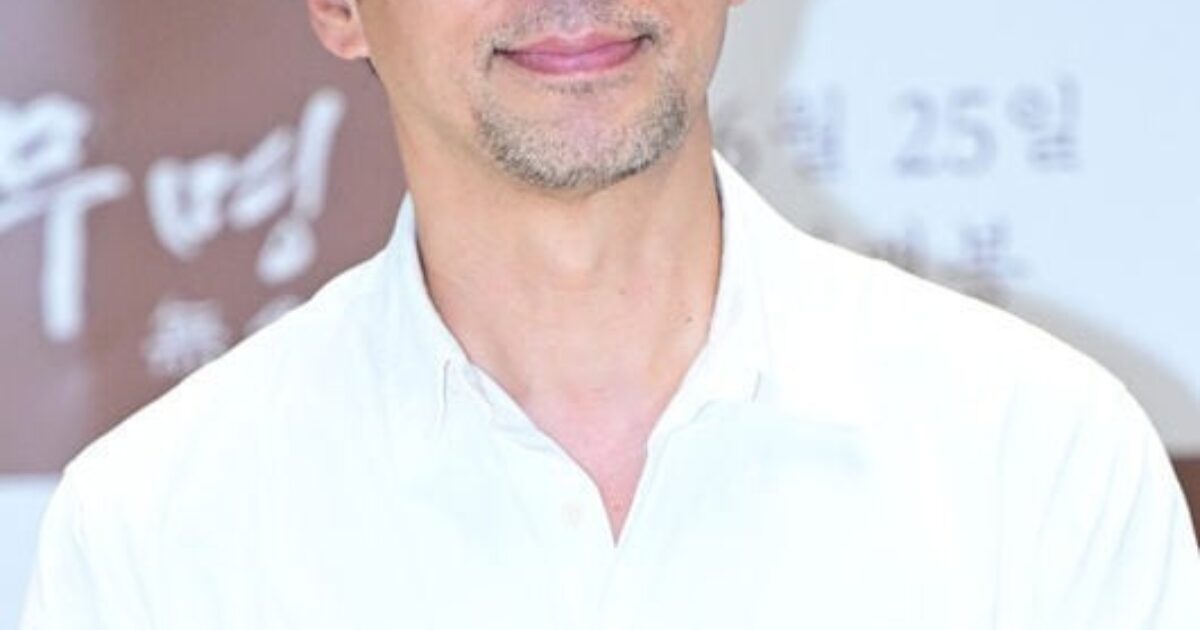 Beloved Male Actor Celebrates Gaining 100 Followers On Social Media