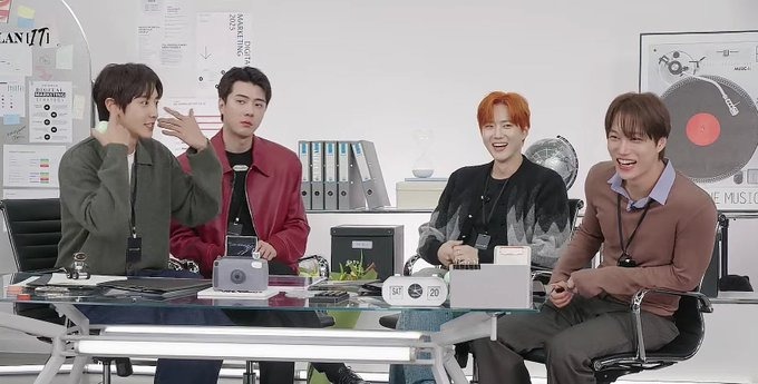 Sehun Kai Suho Chanyeol live