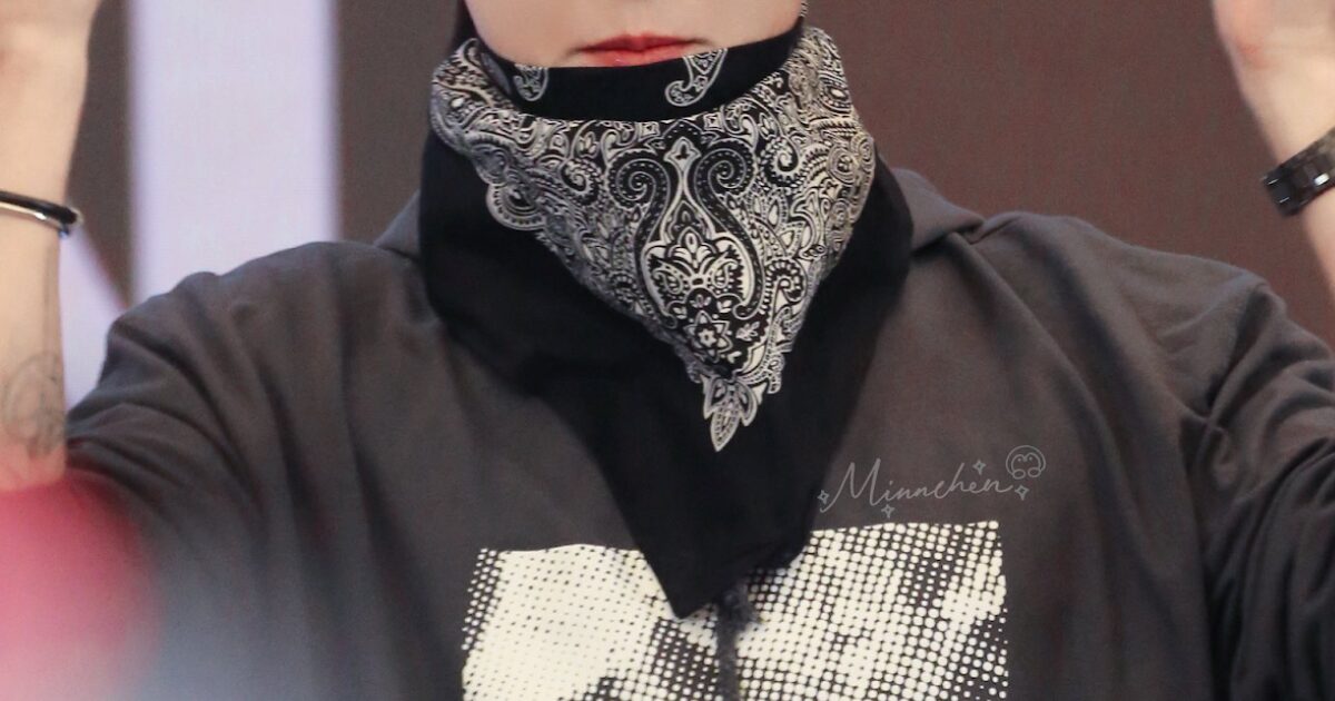 EXO’s Chanyeol Sparks Buzz With His Recent Appearance