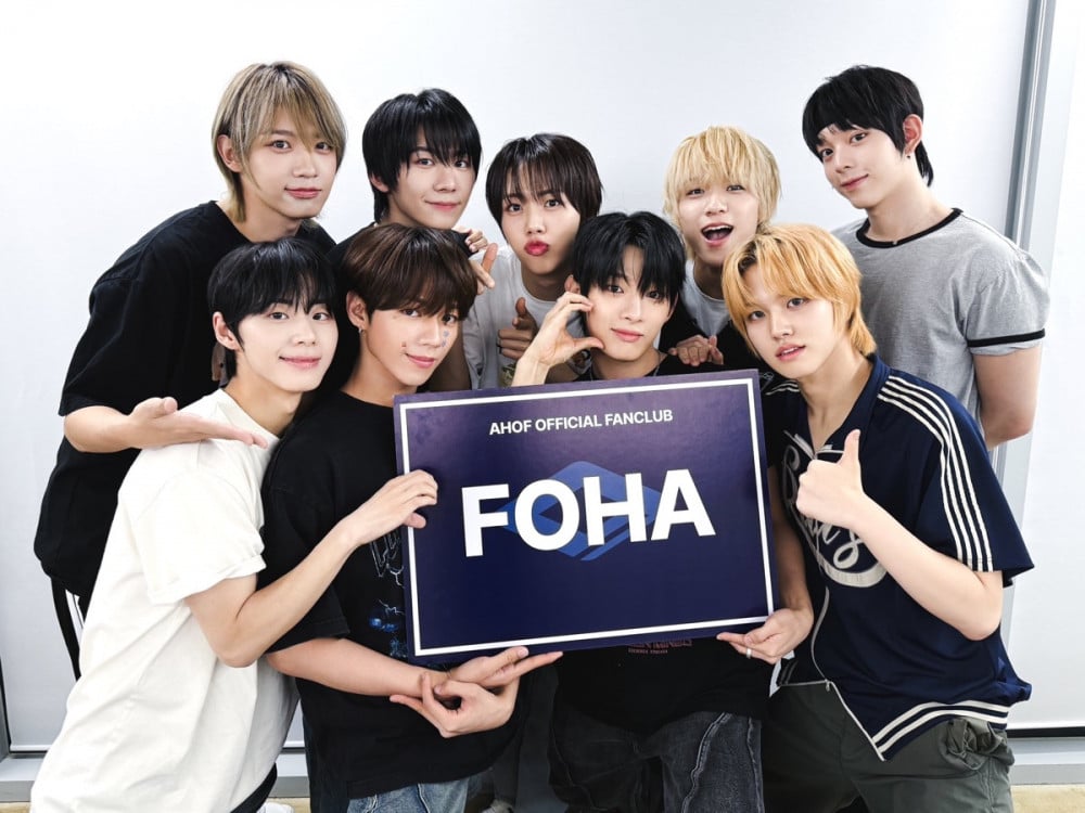 AHOF and their new FOHA fan club