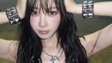 Giselle deep in thought