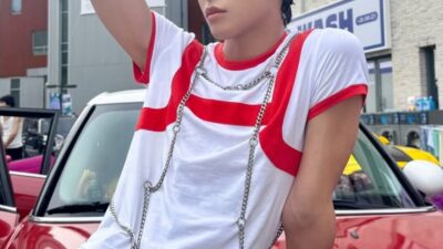 Male Idol’s Makeup Sparks Buzz For Resembling Female Idols