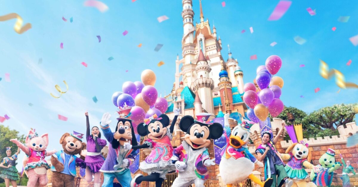 The Idol Group Who Flexed All Over Their Fans By Renting Out An Entire Disneyland Park For Them