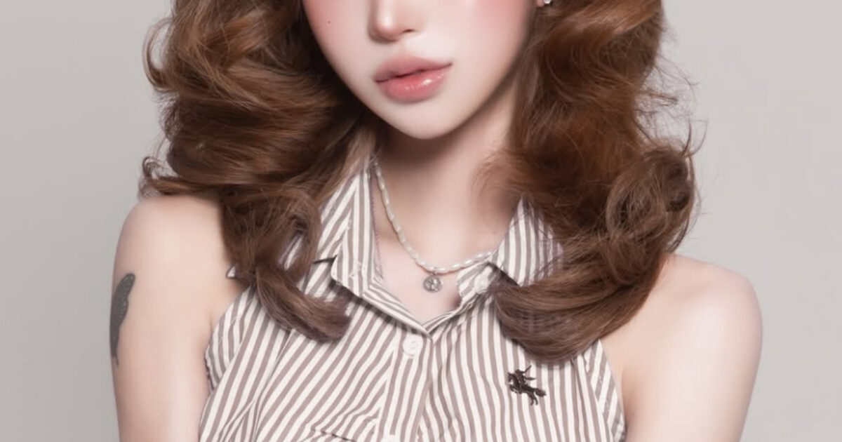 Popular Female Star Has Nothing To Hide About Plastic Surgery