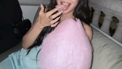 Jennie high ponytail