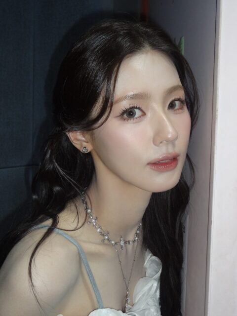 Another (G)I-DLE Member Becomes Target of Flawed Photoshop, Angering Fans 2 Miyeon in selfie from her personal Instagram