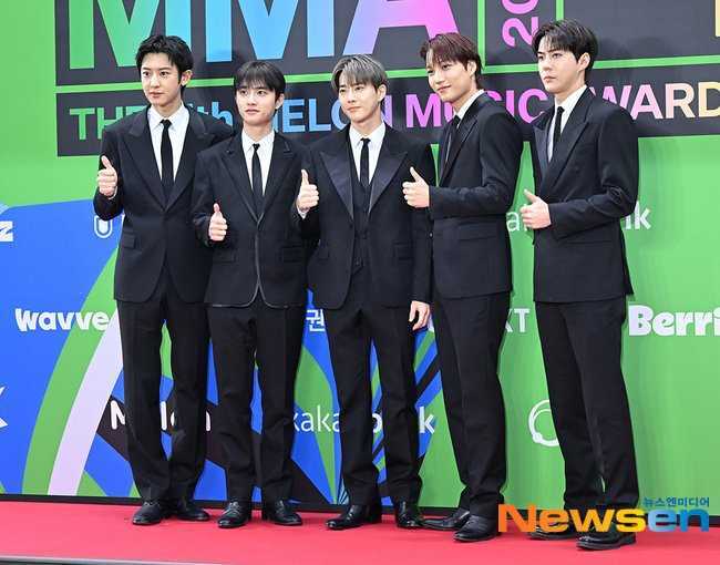 EXO group at Melon Music Awards