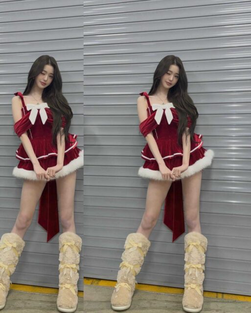 IVE Jang Wonyoung Santa 3
